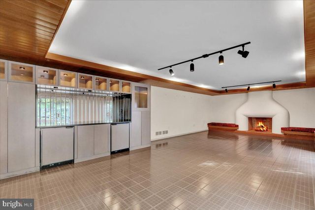 34 HESSIAN BLVD, Reading, PA 19607