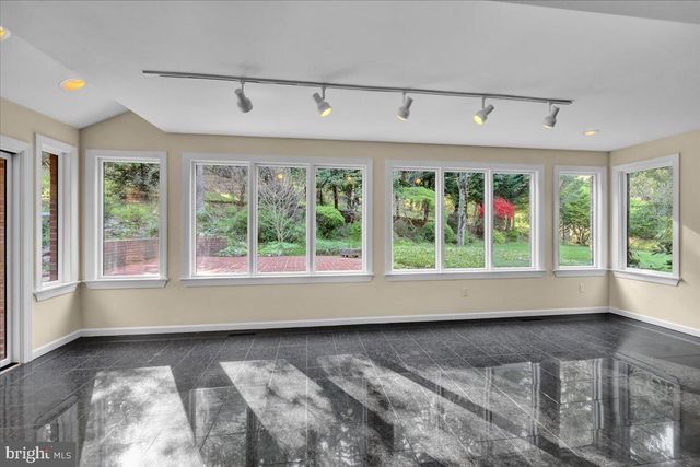 34 HESSIAN BLVD, Reading, PA 19607