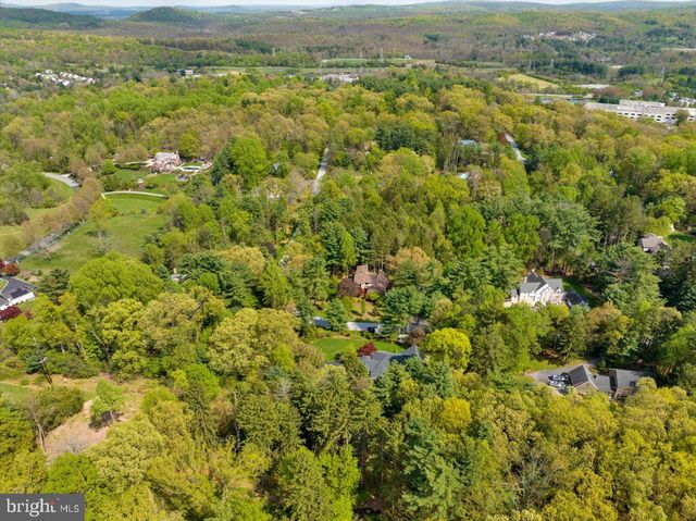 34 HESSIAN BLVD, Reading, PA 19607