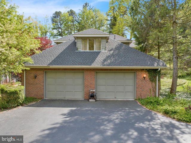 34 HESSIAN BLVD, Reading, PA 19607