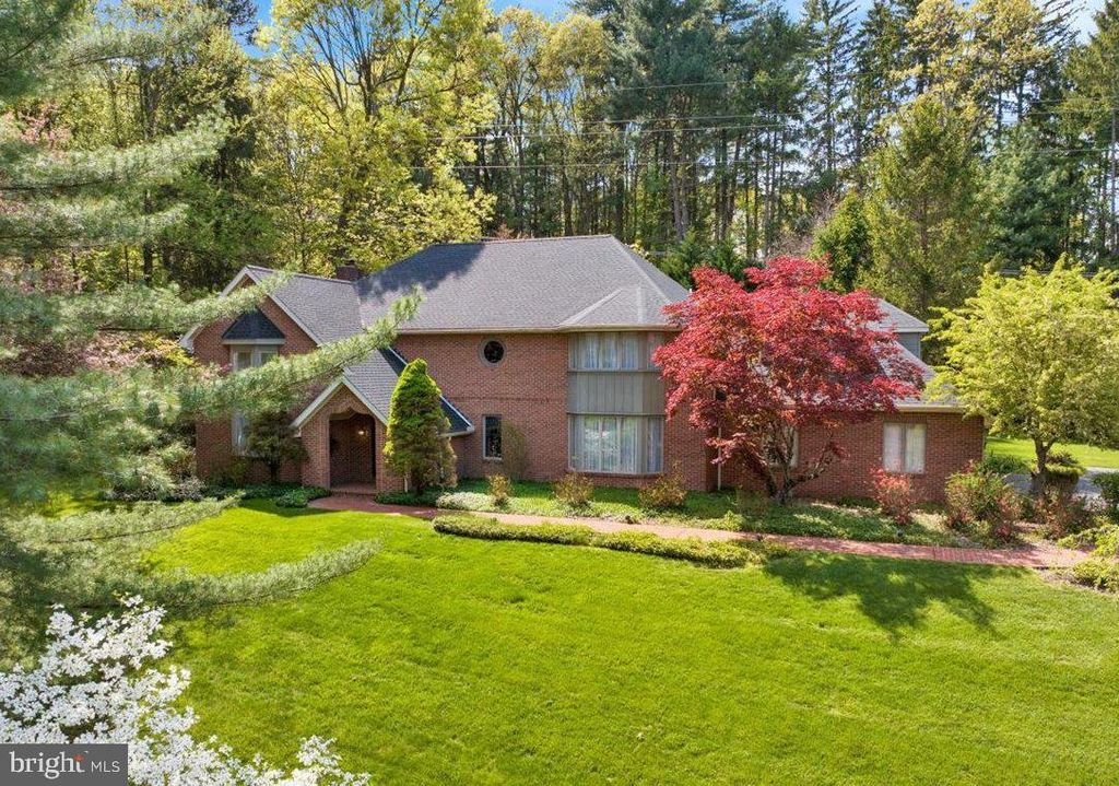 34 HESSIAN BLVD, Reading, PA 19607