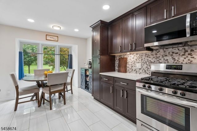 23 Butternut Dr, Wayne Twp., NJ 07470