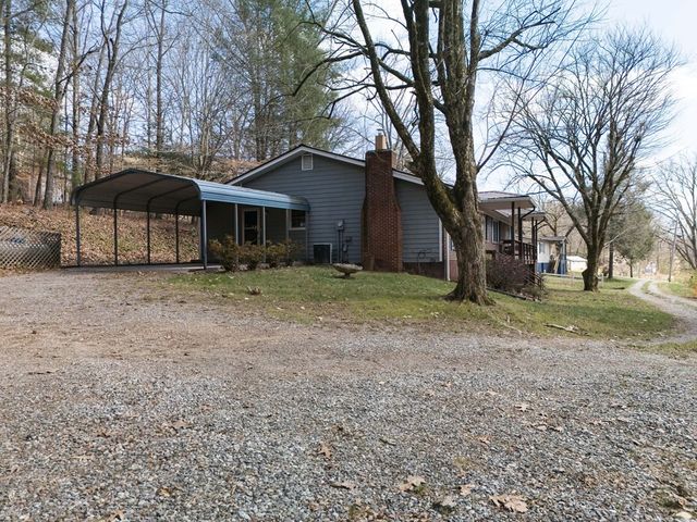 321 Kimsey Street, Blairsville, GA 30512