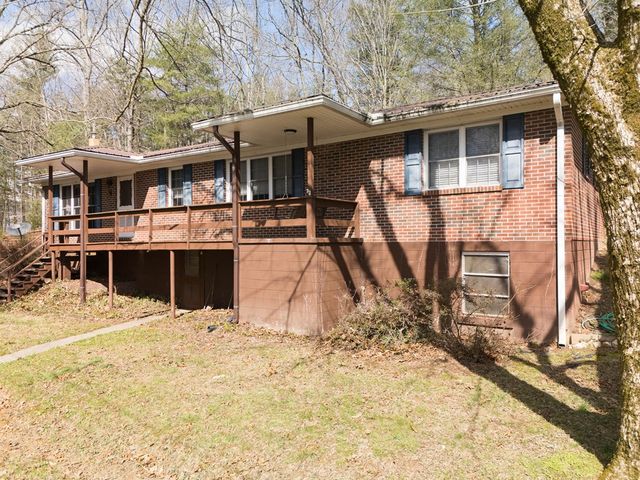 321 Kimsey Street, Blairsville, GA 30512