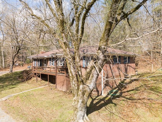 321 Kimsey Street, Blairsville, GA 30512