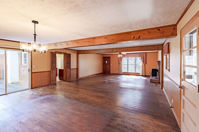 321 Kimsey Street, Blairsville, GA 30512