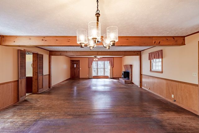 321 Kimsey Street, Blairsville, GA 30512