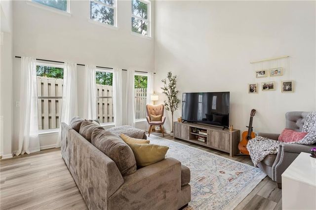 467 Mountain View Lane, Woodstock, GA 30188