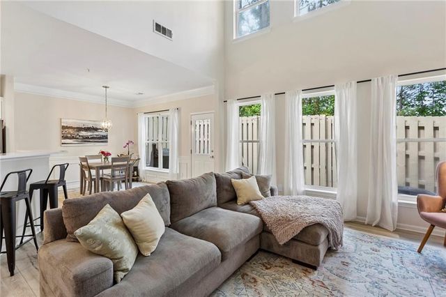 467 Mountain View Lane, Woodstock, GA 30188