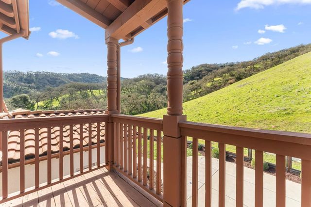 1190 Olympic Court, Gilroy, CA 95020