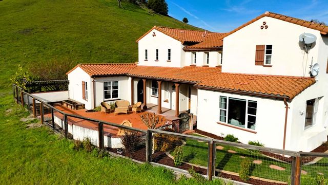 1190 Olympic Court, Gilroy, CA 95020