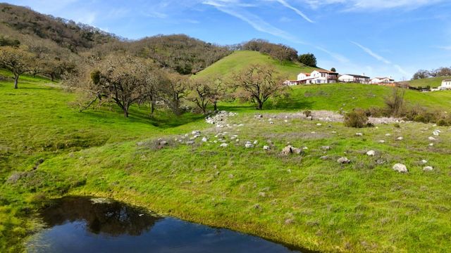 1190 Olympic Court, Gilroy, CA 95020