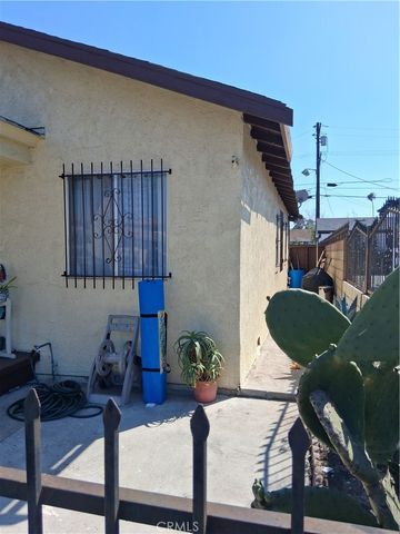 626 W Century, Los Angeles, CA 90044