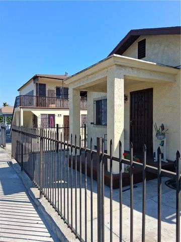 626 W Century, Los Angeles, CA 90044