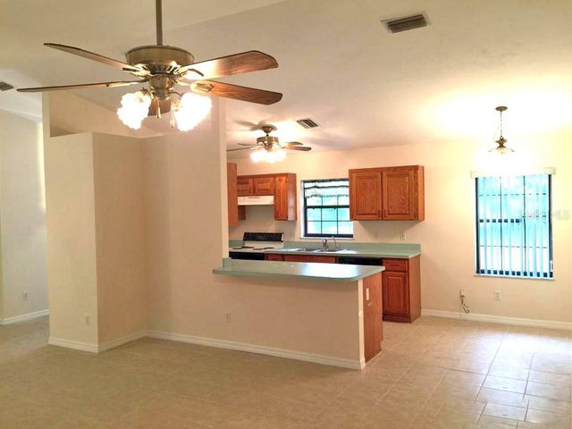 5760 NE 52ND PLACE, High Springs, FL 32643