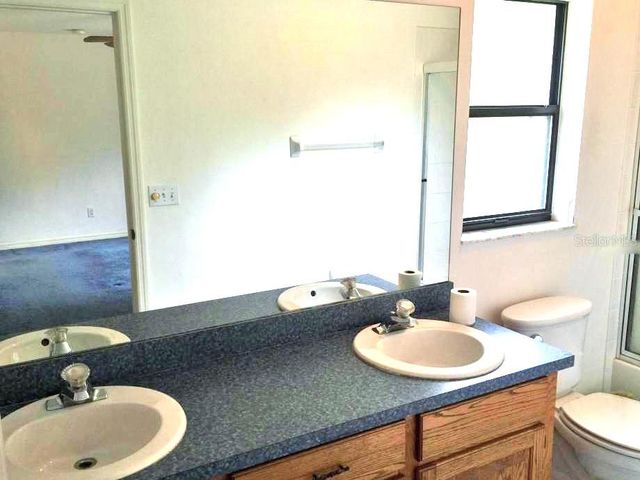 5760 NE 52ND PLACE, High Springs, FL 32643