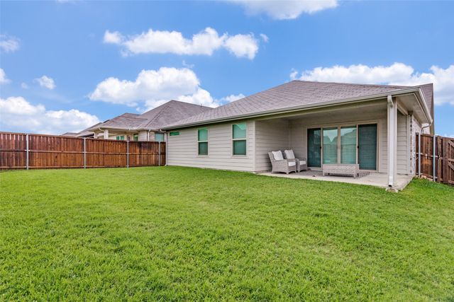 3424 Chivalry Drive, Denton, TX 76207