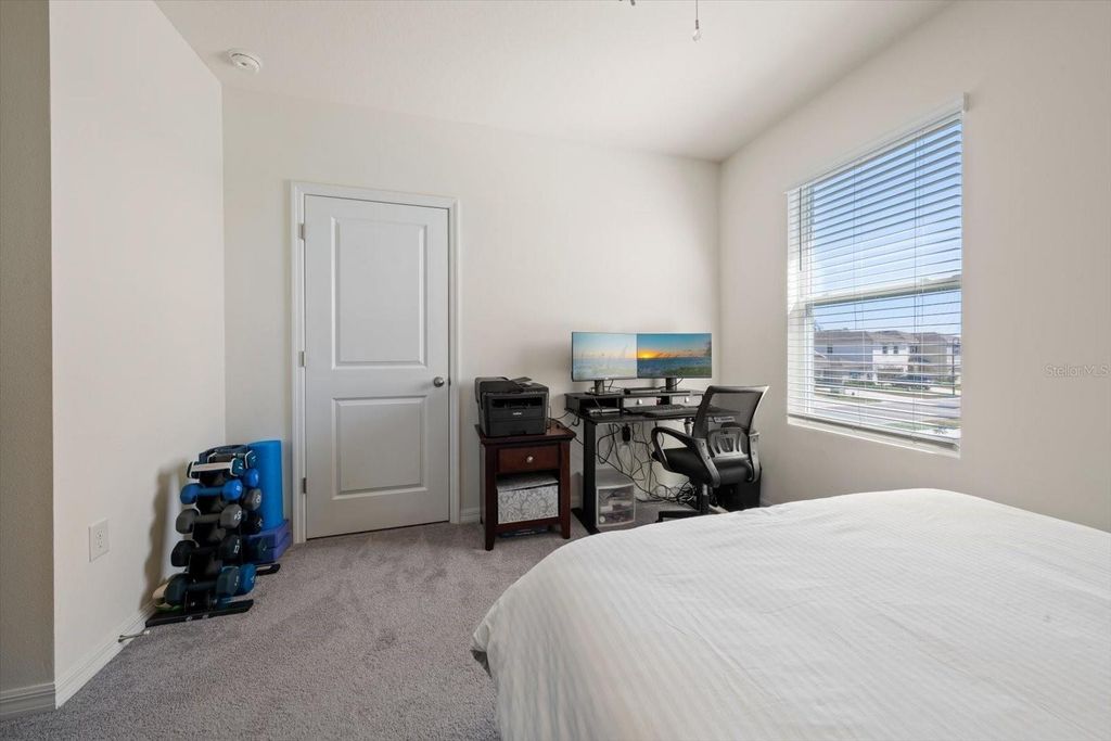 Image 31 of property listing at 16176 SOFT FERN TRACE, Odessa, FL 33556