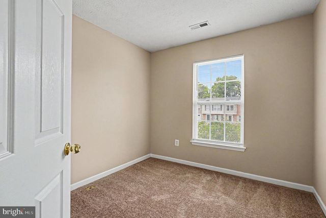 31 BLUE HERON, Middle River, MD 21220