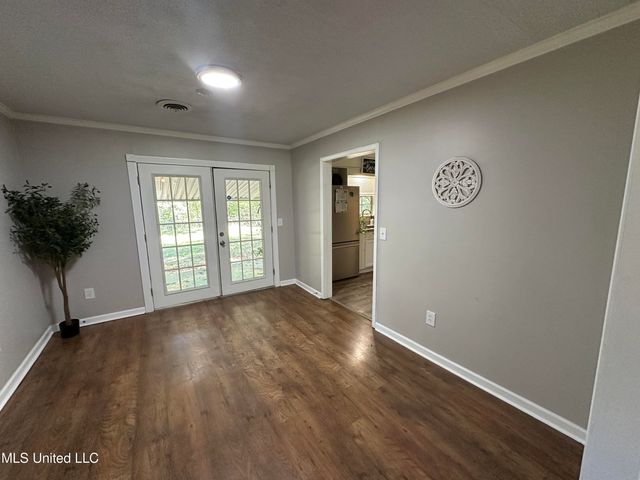 525 Magnolia Road, Clinton, MS 39056