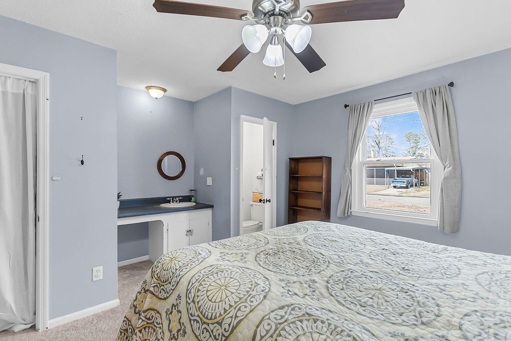 Image 18 of property listing at 118 Waring Road, Summerville, SC 29485