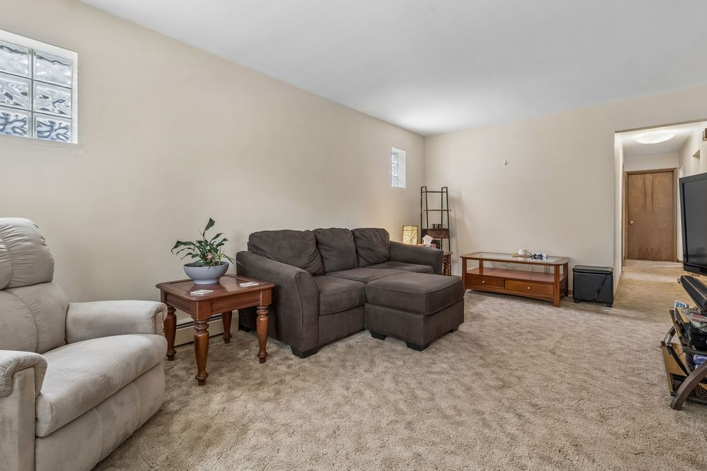 4923 N Kedvale Avenue, Chicago, IL 60630 — photo 2