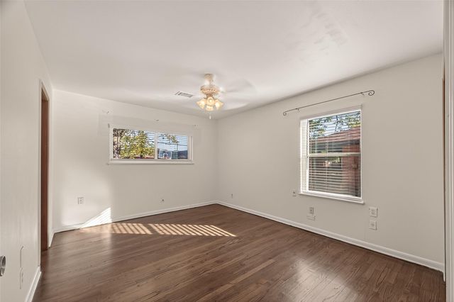 8726 Glenloch Drive, Houston, TX 77061