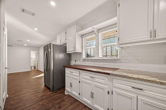 8726 Glenloch Drive, Houston, TX 77061