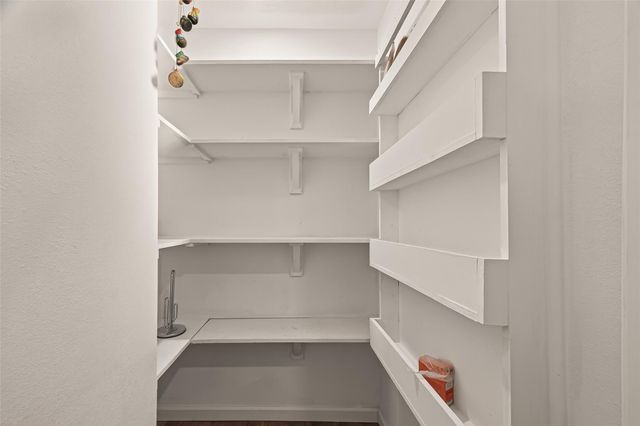 8726 Glenloch Drive, Houston, TX 77061