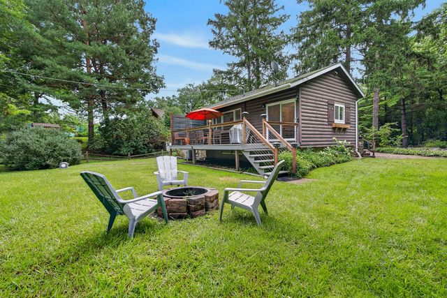 27686 W Rowe Avenue, Spring Grove, IL 60081