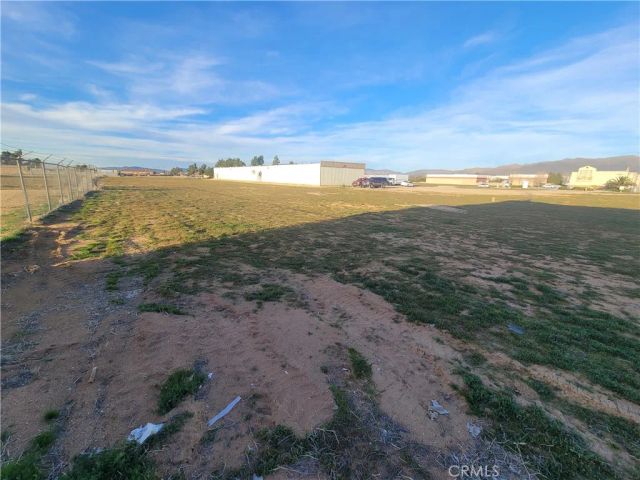 1 Malaki, Apple Valley, CA 92308