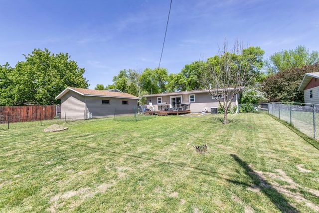617 Cedar Lane, Moorhead, MN 56560