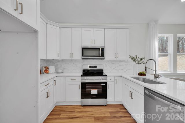 122 Plum Tree Lane, Statesville, NC 28677