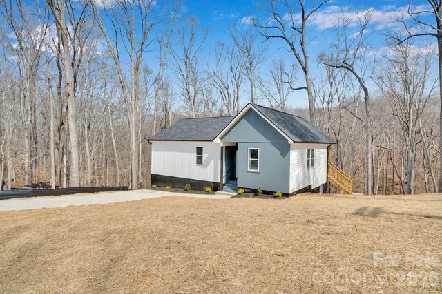 122 Plum Tree Lane, Statesville, NC 28677