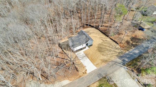 122 Plum Tree Lane, Statesville, NC 28677