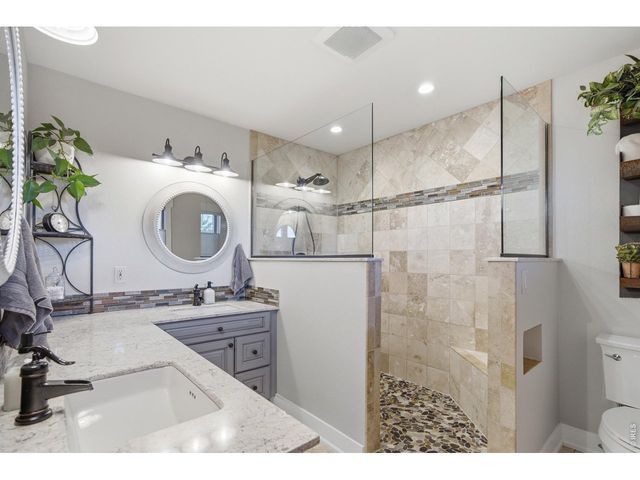 3919 Surrey Ridge Dr, Loveland, CO 80537