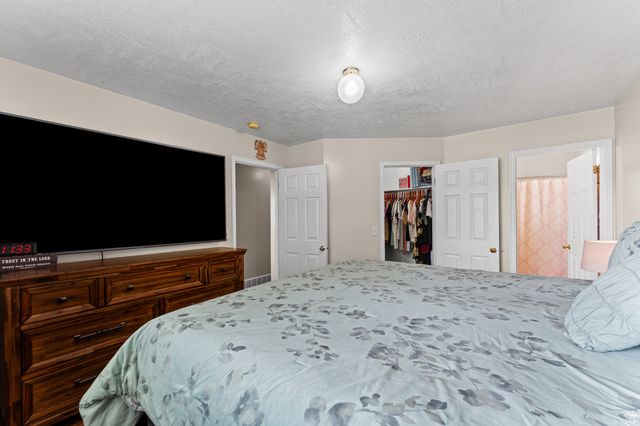 3422 W BRIAR DR, West Jordan, UT 84084