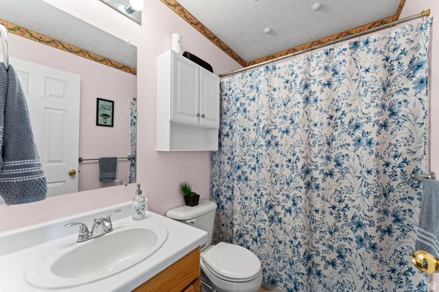 3422 W BRIAR DR, West Jordan, UT 84084