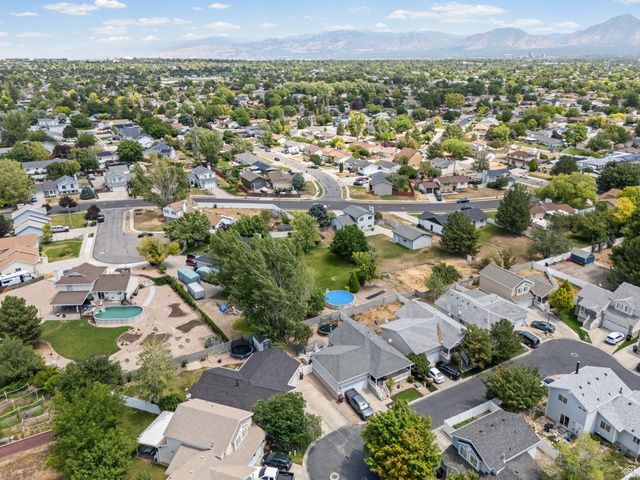 3422 W BRIAR DR, West Jordan, UT 84084
