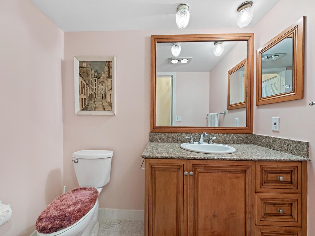 Image 18 of property listing at 3310 S Ocean Boulevard 928d, Highland Beach, FL 33487