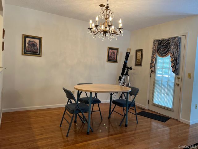 508 Somerset Court, Fishkill, NY 12524