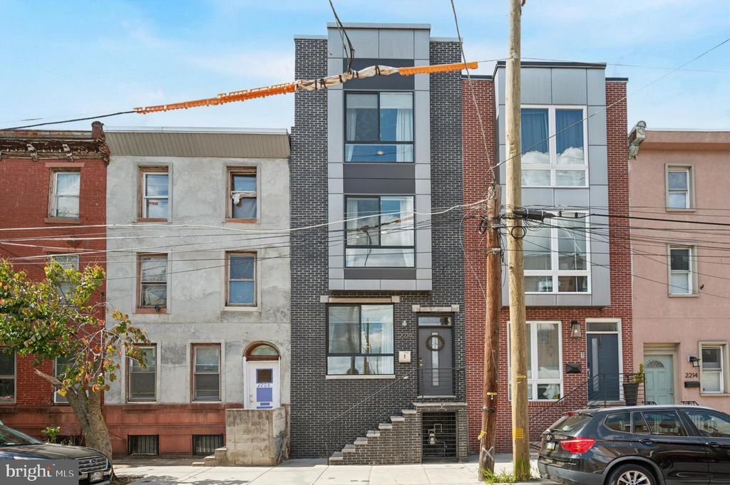 2210 N HANCOCK ST, Philadelphia, PA 19133
