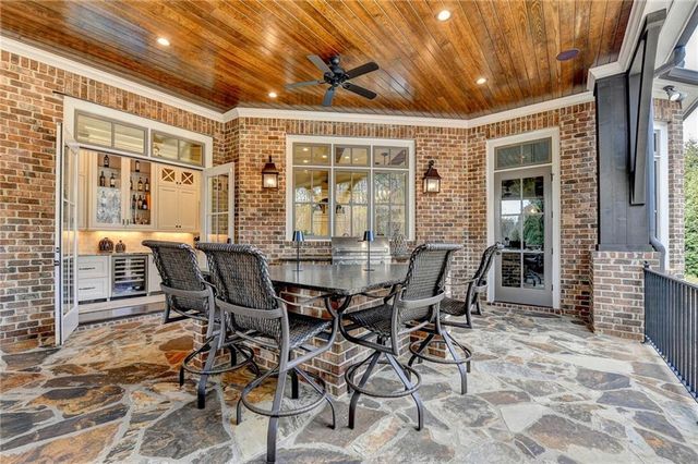 989 Crescent River Pass, Suwanee, GA 30024