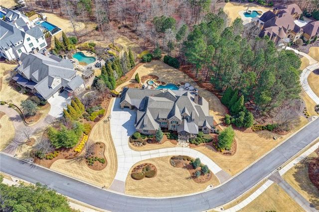 989 Crescent River Pass, Suwanee, GA 30024