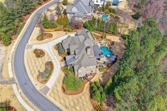 989 Crescent River Pass, Suwanee, GA 30024