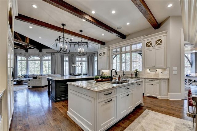 989 Crescent River Pass, Suwanee, GA 30024