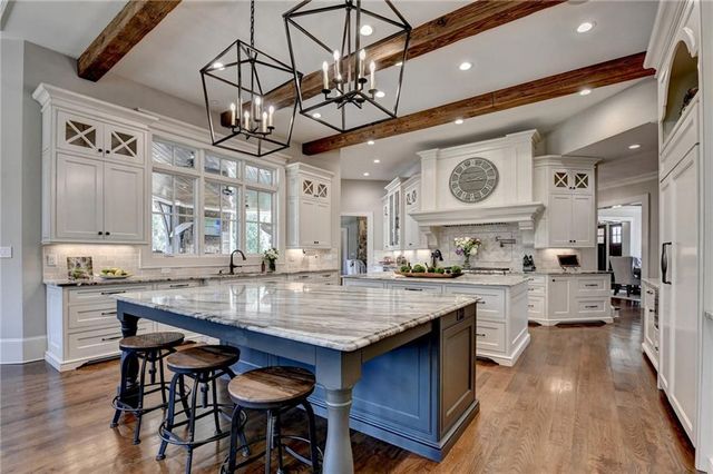 989 Crescent River Pass, Suwanee, GA 30024