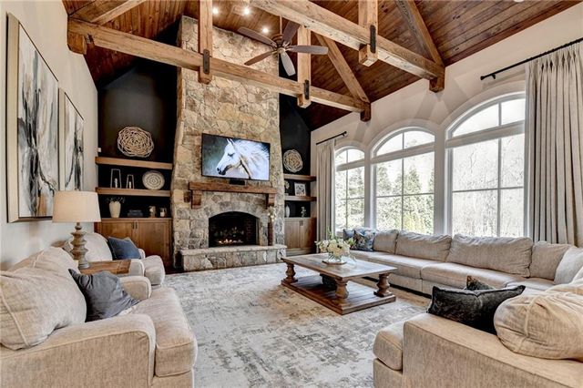 989 Crescent River Pass, Suwanee, GA 30024