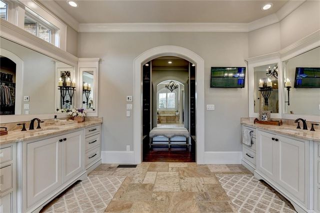 989 Crescent River Pass, Suwanee, GA 30024