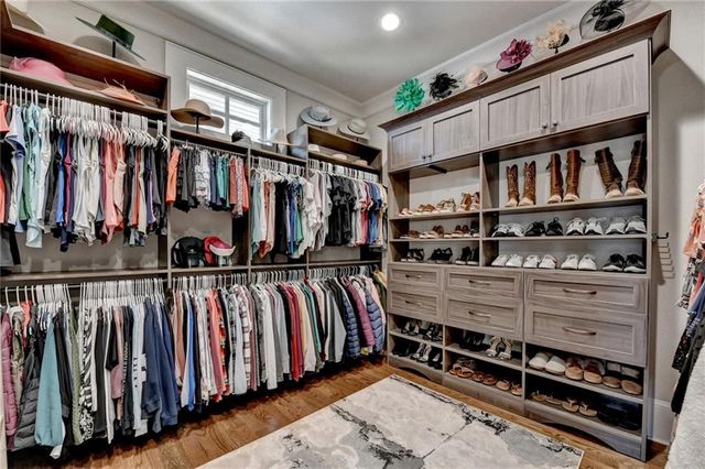 989 Crescent River Pass, Suwanee, GA 30024